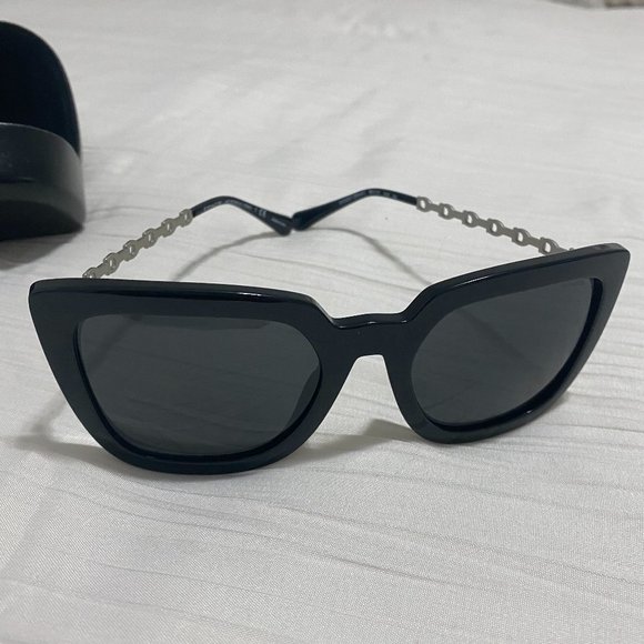 Coach Accessories - Brand new Coach Sunglasses. Includes case, cleaning cloth&booklet 100% authentic